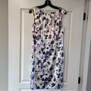 Ann Taylor purple and white sheath dress size 4.